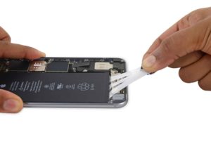 Правильная замена батареи на iPhone 6 или 6S